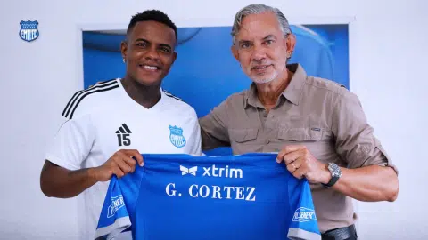 (COMUNICADO) Gustavo Cortez no seguirá en Emelec