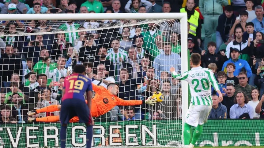 El Betis rescató un empate sobre el final frente al Barca