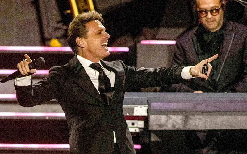 Luis Miguel presume los impresionantes números de su gira: Casi 200 conciertos