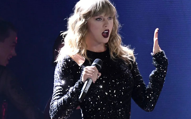 Taylor Swift arrasa en los Billboard Music Awards 2024: lista de ganadores