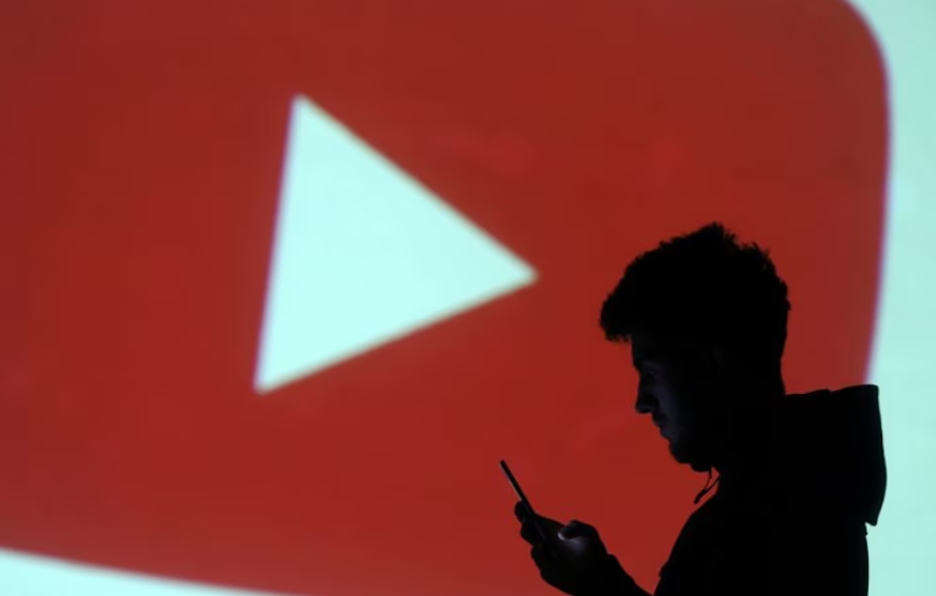 YouTube añade por primera vez en la historia doblaje en español para videos: cómo usarlo