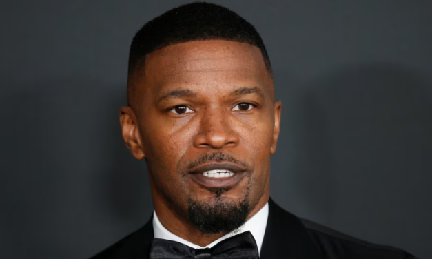 Jamie Foxx recibió puntos de sutura tras ser golpeado con un vaso en su cena de cumpleaños en Beverly Hills