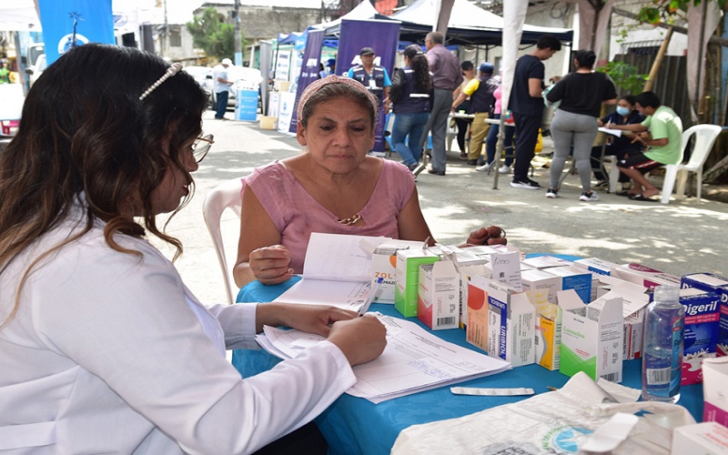 Alcaldía en tu Barrio’ ofreció atención médica a 852 moradores de la cooperativa Isidro Ayora