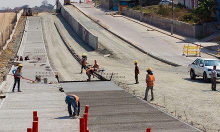 Av. Teodoro Alvarado Oleas está avanzada en un 75% y será entregada a finales de enero de 2025