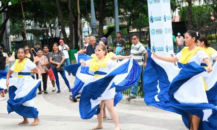 Quinta edición del Festival Danzante celebrará las tradiciones navideñas de Guayaquil