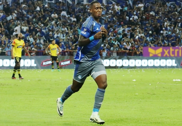 Jaime Ayoví continuará una temporada más en el Club Sport Emelec