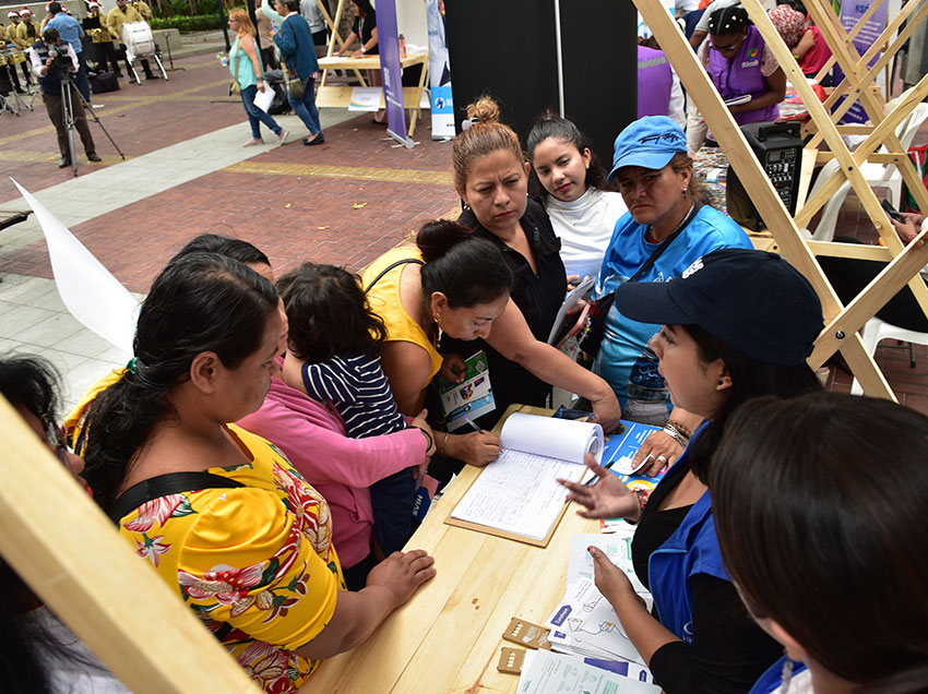 Feria “Conozco, promuevo y celebro nuestros derechos” se realizó en Malecón 2000