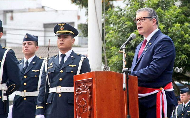 Denuncian penalmente a ministro peruano que llamó “ratas” a protestantes fallecidos