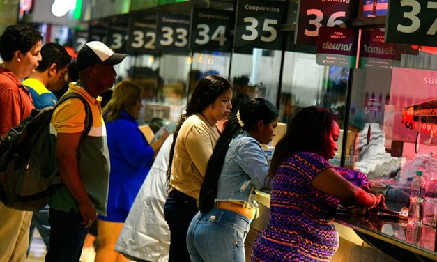 Terminales Terrestres de Guayaquil calculan un promedio de 600.000 pasajeros en feriado de fin de año