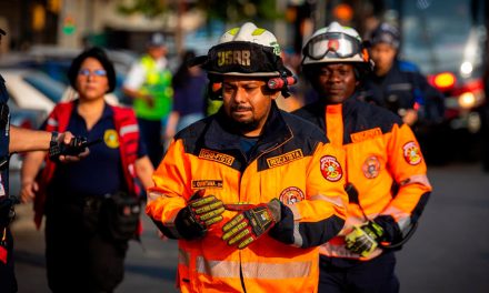 Equipo USAR de Bomberos de Guayaquil desarrolla simulacro por 36 horas en el Hospital Bicentenario