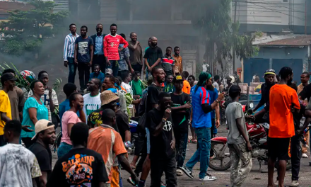 Manifestantes atacan embajadas en R. Democrática del Congo