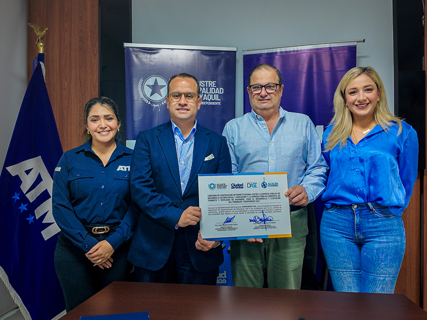 Ciudadanos voluntarios o con sentencia de labor comunitaria podrán participar en acciones de apoyo al tránsito tras convenio entre ATM y DASE