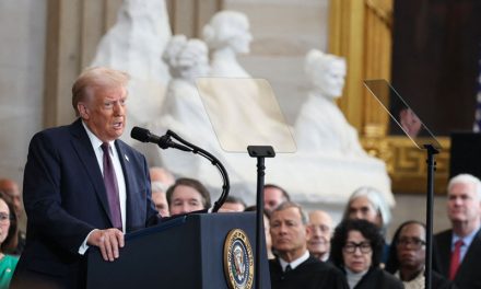 “La edad de oro de Estados Unidos comienza ahora”, dijo Trump en su discurso