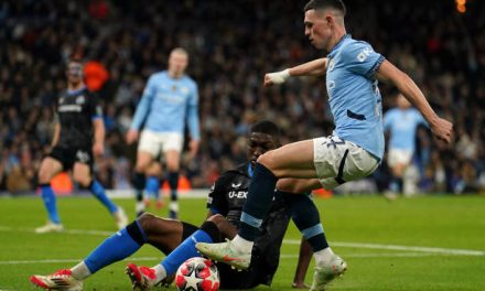 Manchester City clasificó a los playoff de la Champions y autogol de Joel Ordoñez