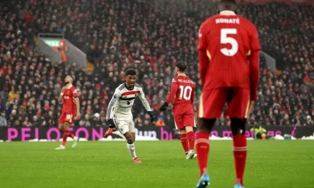 ¡Partidazo! Liverpool y Manchester United igualaron en Anfield