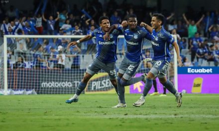 FIFA levantó una de las sanciones a Emelec para que pueda inscribir jugadores