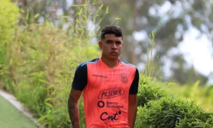 (VIDEO) Kendry Páez: “Las críticas siempre van a estar, ya lo he dicho, no me afecta en nada eso”