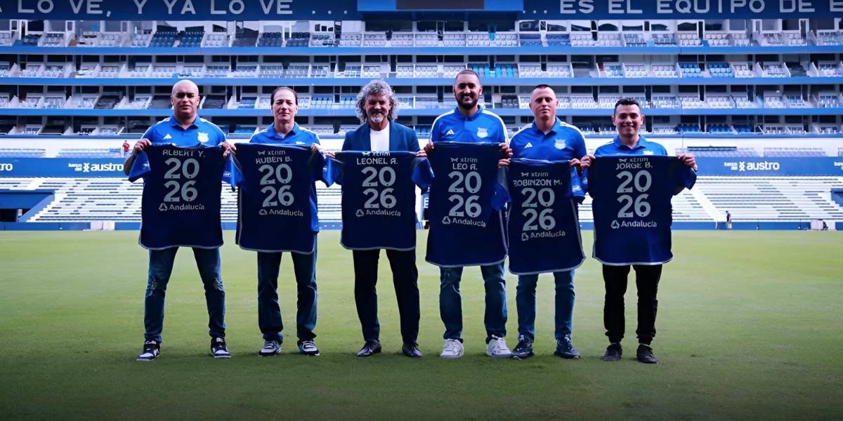 OFICIAL: Leonel Álvarez dejó de ser DT de Emelec