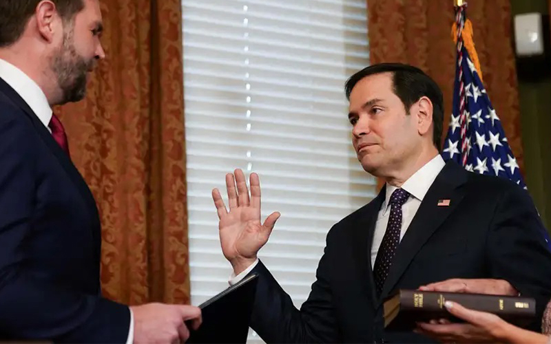 Marco Rubio jura como secretario de Estado de Estados Unidos