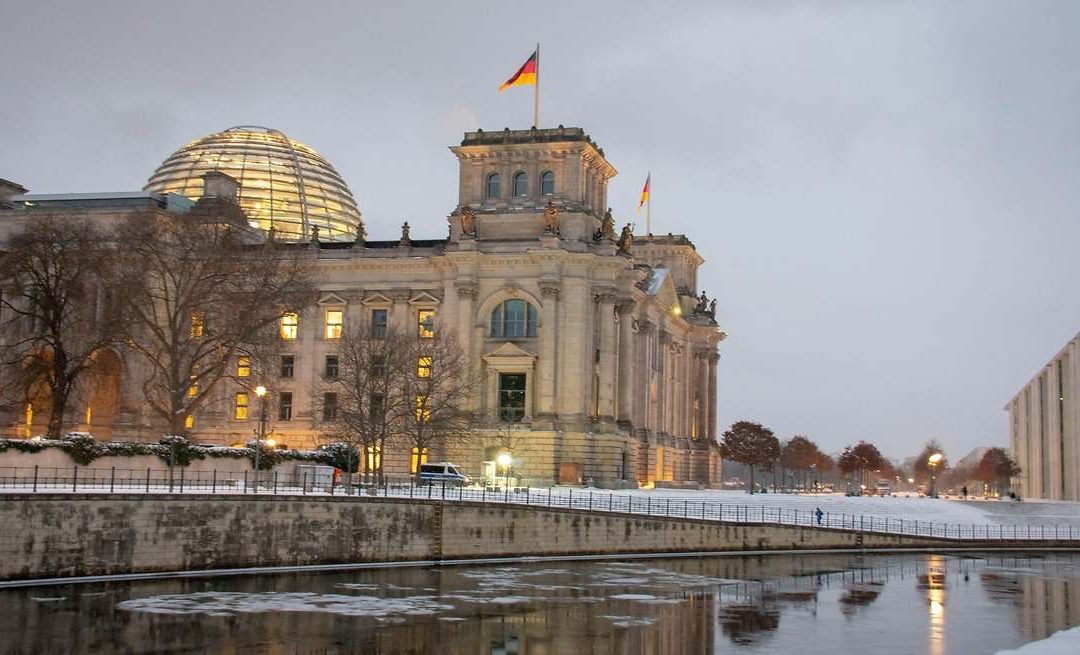 La economía de Alemania manda la peor señal: se contrae por segundo año consecutivo más de dos décadas después