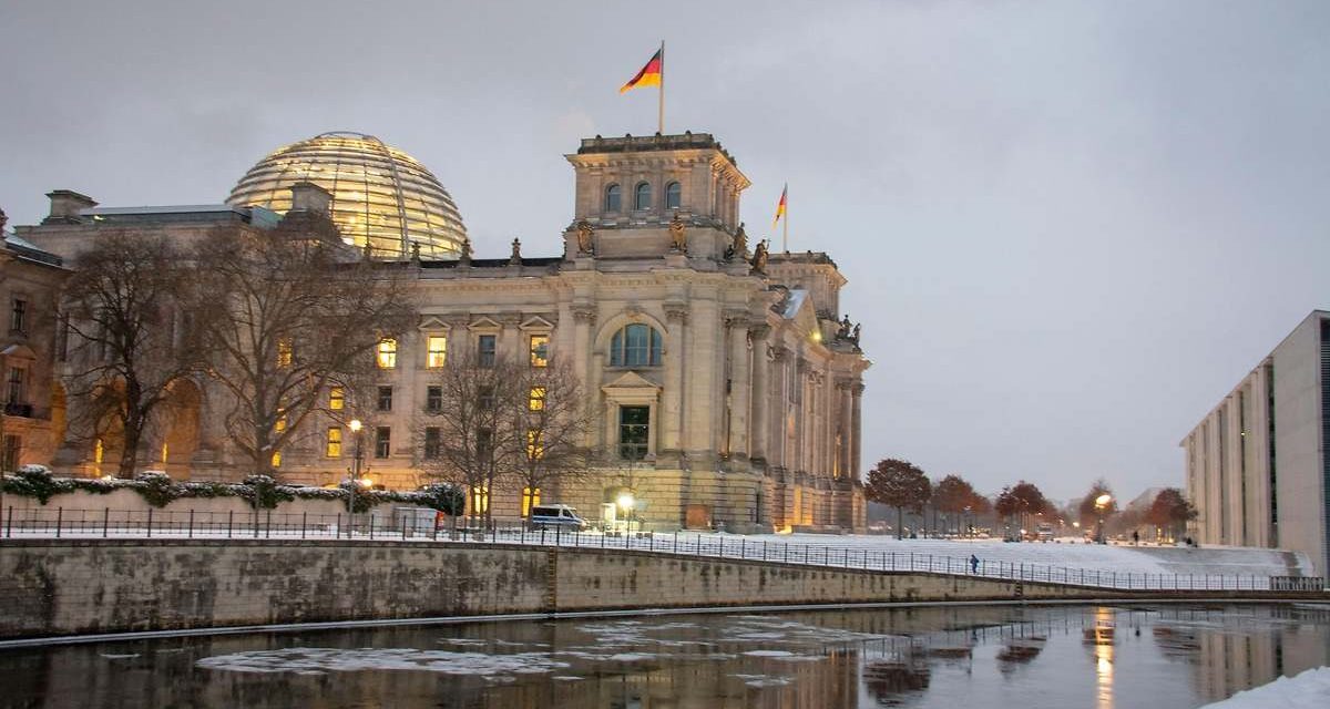 La economía de Alemania manda la peor señal: se contrae por segundo año consecutivo más de dos décadas después