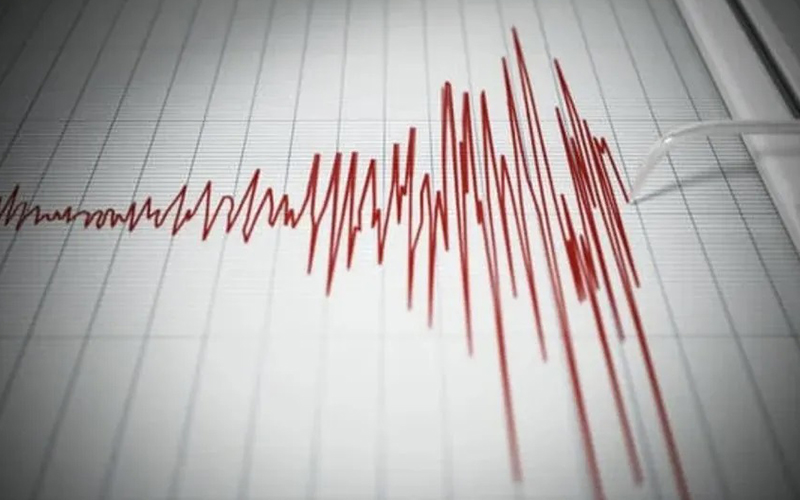 Japón emite una alerta de tsunami tras un sismo de magnitud 6.8