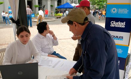 2770 atenciones se brindaron en el primer día de la Feria Compartir Ciudadano