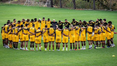 Barcelona realiza su entrenamiento en el Monumental, pensando en la gran noche amarilla 2025