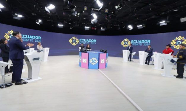 Mas de 9 millones de ecuatorianos siguieron el Debate Presidencial obligatorio 2025