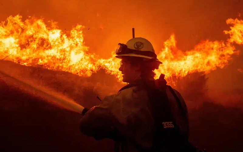 Órdenes de evacuación por nuevo incendio en Los Ángeles