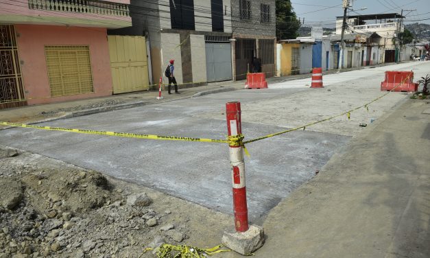 Municipio continúa mejorando la  infraestructura vial en Mapasingue  Oeste