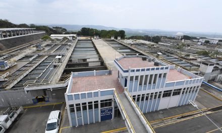 Municipio de Guayaquil felicita a EMAPAG por haber obtenido 6 certificaciones internacionales