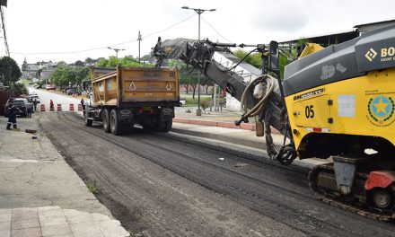 Obras Públicas interviene en calles de Urdenor y Urbanor que permanecieron abandonadas durante años