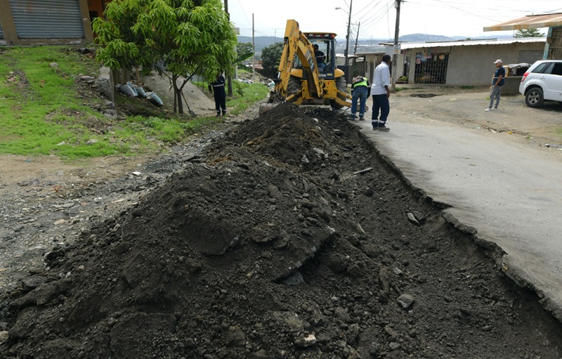 Dirección de Obras Públicas interviene 2 kilómetros de vías en la Cooperativa  San Francisco 2