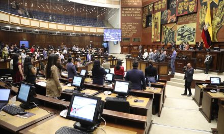 Asamblea Nacional avanza con el debate de proyectos de ley con la principalización de 98 asambleístas alternos y suplentes