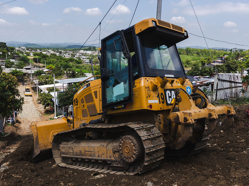 Obras Públicas interviene 10 calles en la cooperativa La Olla en Sergio Toral 2