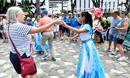 Más de 500 visitantes internacionales se encantaron con los sitios emblemáticos y turísticos de Guayaquil