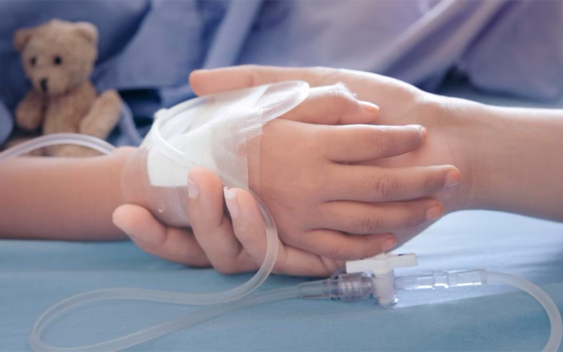 Venció un cáncer con un tratamiento no convencional de células CAR-T y 19 años después sigue sin rastro del tumor