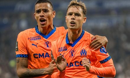 LIGUE 1 | El Marsella resiste ante el Lyon y se mantiene a diez puntos del PSG en Francia