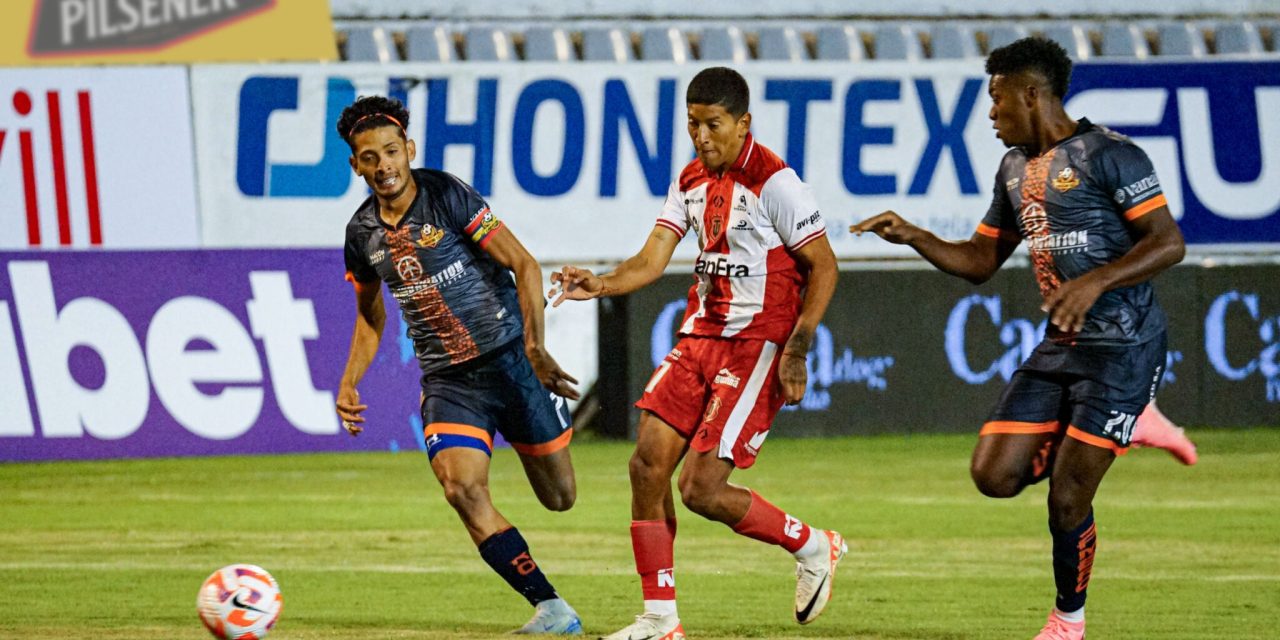 Libertad rescató el empate ante Técnico Universitario
