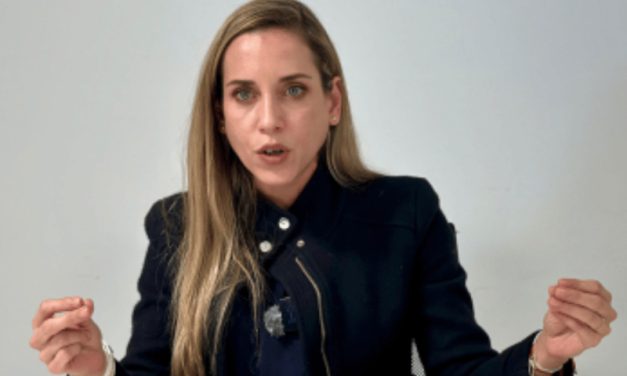 Andrea González anuncia la creación de su nueva organización política