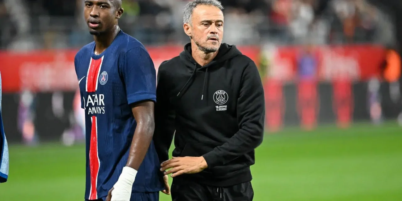 Luis Enrique elogia a Willian Pacho: “Es uno de los mejores centrales del mundo”