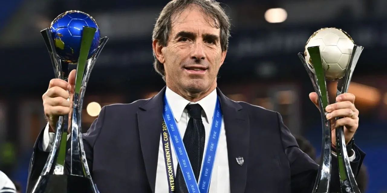 Almada apunta alto: quiere dirigir a Ecuador, conquistar la Copa América y brillar en el Mundial