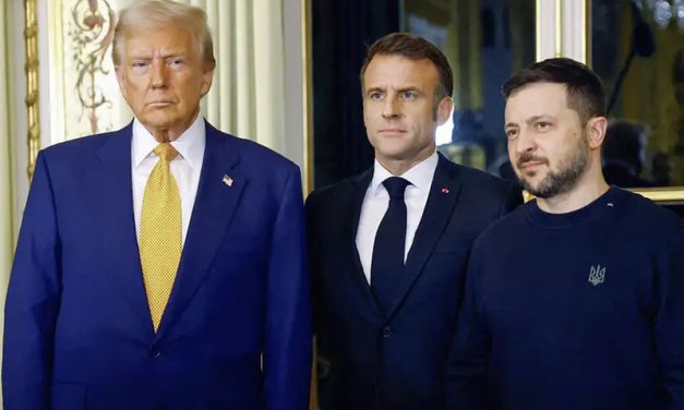 Zelenski es informado por Macron de su reunión con Trump