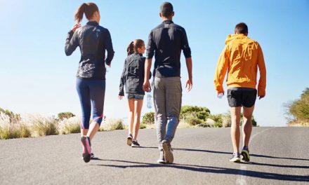 Cuántas calorías podrías quemar en 30 minutos de caminata y cómo ayuda a tu salud