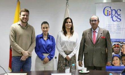 Verduga, Franco Loor y Saltos reaccionan ante destitución del Consejo de Participación