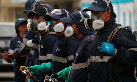1.600 personas se beneficiaron con fumigación y desratización en Sauces 7