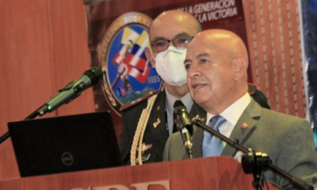 Falleció Luis Hernández, exministro de Defensa de Guillermo Lasso y héroe del Cenepa