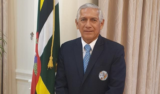 Nicanor Moscoso: Se debe buscar la limitación y dificultad para que se formen los partidos políticos