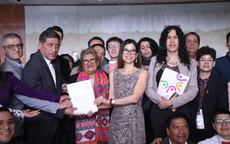 Esther Cuesta presentó proyecto de Ley para dar respuesta al VIH y proteger a las poblaciones clave